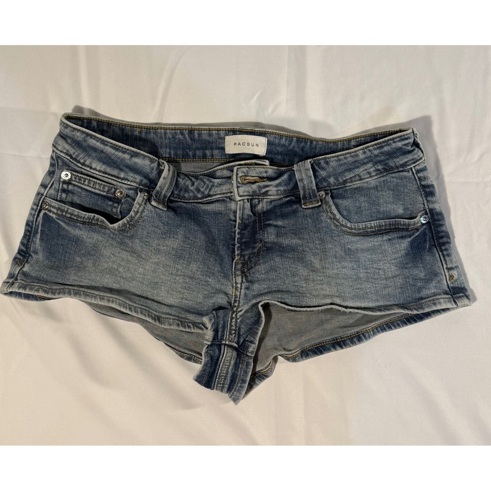 PacSun Womens Low Rise Denim Shorts Medium Wash Flap Pocket Cheeky Size 27